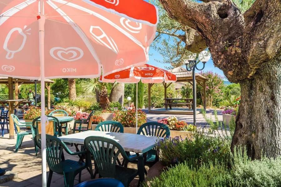 Mobile Home 6-Pers Camping Lei Suves-Cotes D'Azur-Including Airco Roquebrune-sur-Argens Exterior photo