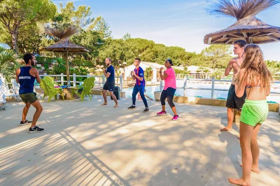 Mobile Home 6-Pers Camping Lei Suves-Cotes D'Azur-Including Airco Roquebrune-sur-Argens Exterior photo